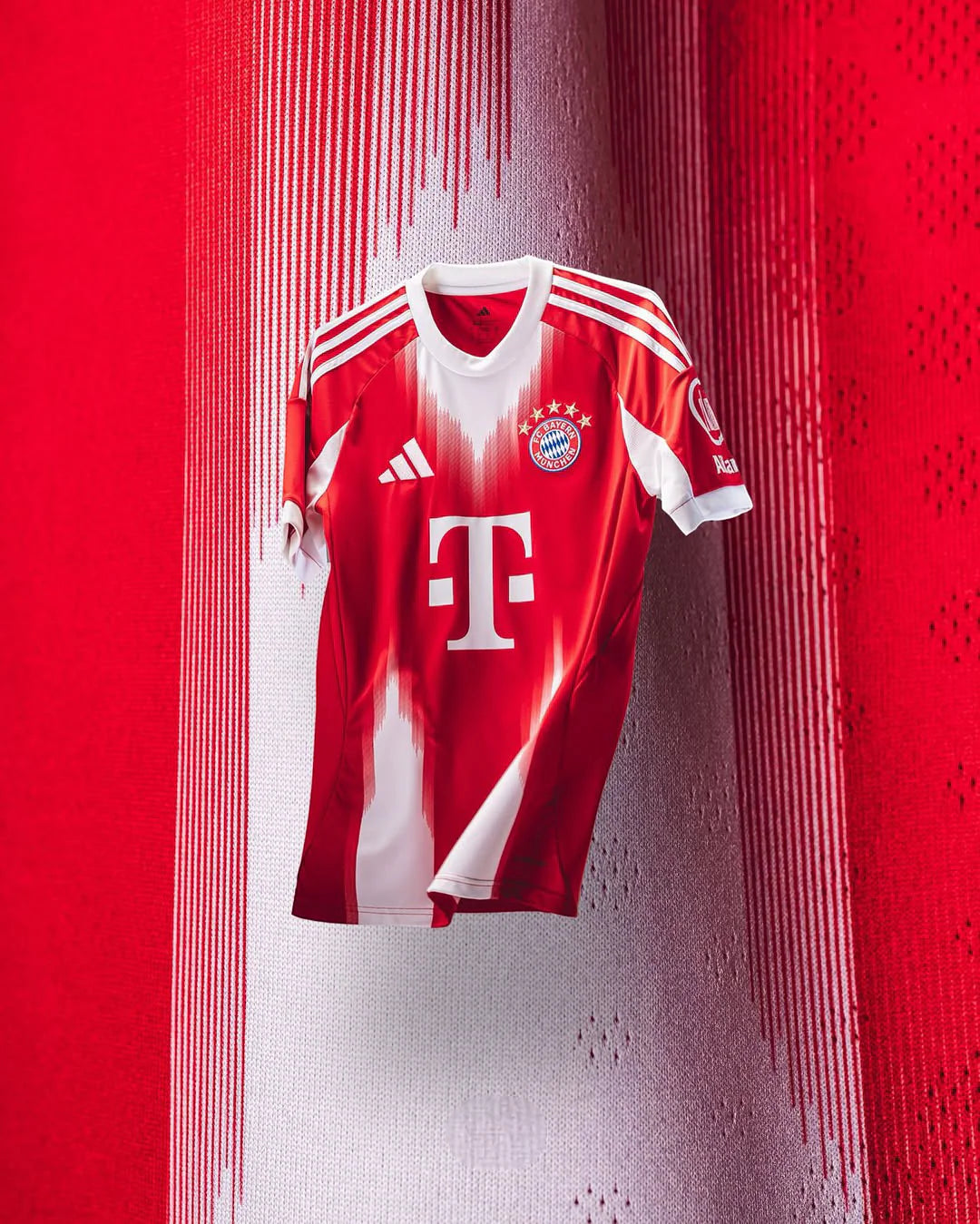 Bayern Munich 2025/26 Home Jersey