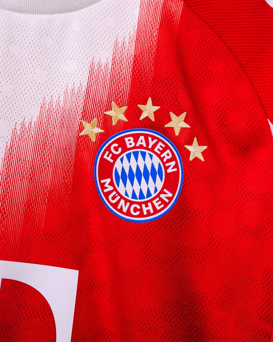 Bayern Munich 2025/26 Home Jersey