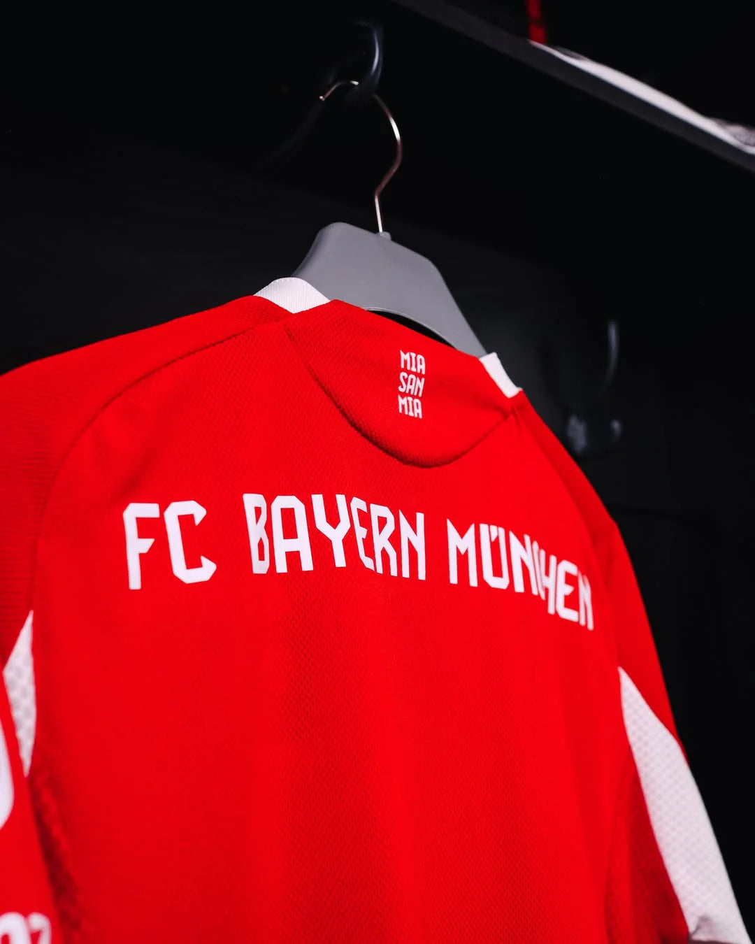 Bayern Munich 2025/26 Home Jersey